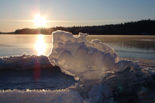 First December ice on Lake Pyhäjärvi, Vesilahti.