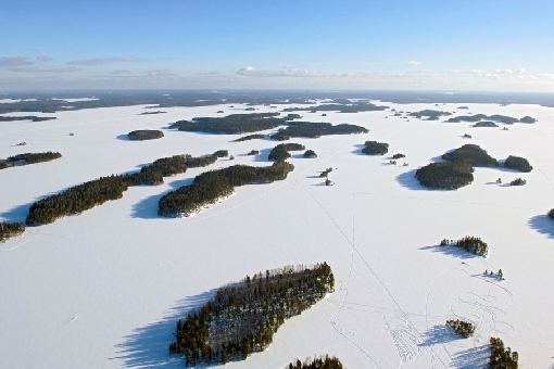 Finland’s lakes freeze over in winter. Lake Suontee, Joutsa.