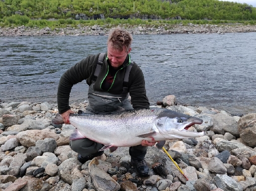 River Teno fishing permit sales started – during the early season water level will be high